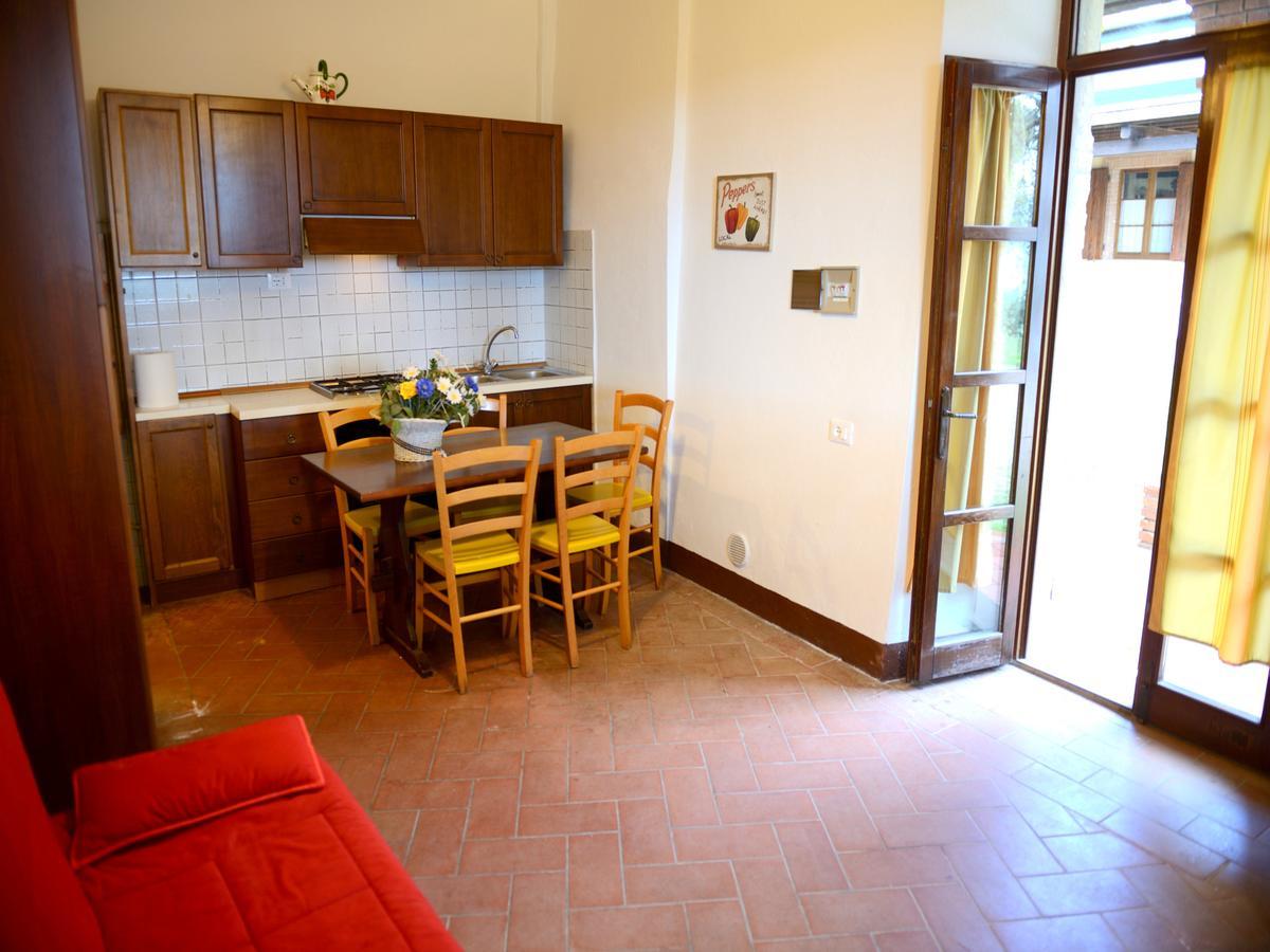 San Francesco Aparthotel Pomarance Exterior photo